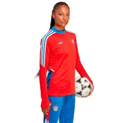 ADIDAS FC Bayern Munich 22/23 Woman Jacket Travel -Softee Sport Zone adidas fc bayern munich 22 23 woman jacket travel 3