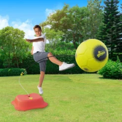 Swingball Reflex Soccer All Surface Football Skills Trainer -Softee Sport Zone mookie swingball reflex soccer all surface football skills trainer 1