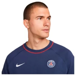 Nike Paris Saint Germain Travel 22/23 Short Sleeve T-Shirt -Softee Sport Zone nike paris saint germain travel 22 23 short sleeve t shirt 2