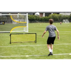 SKLZ Soccer Trainer Pro Rebounder -Softee Sport Zone sklz soccer trainer pro rebounder 18